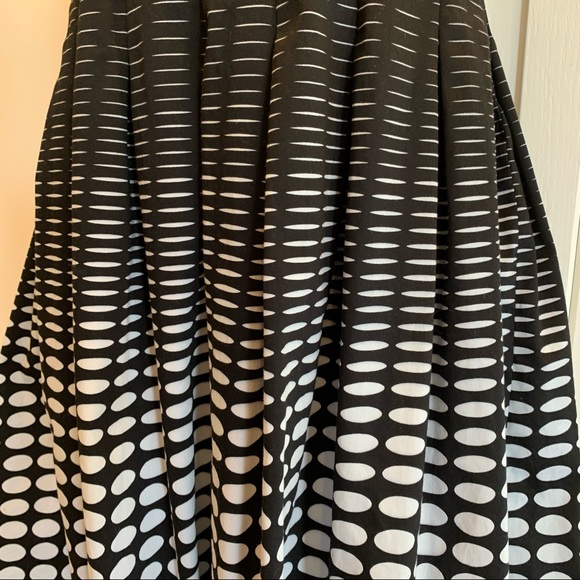 Calvin Klein Black & White Polka Dotted Sundress 8 - Picture 3 of 16